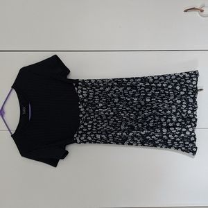 Floral Day T-Shirt Dress